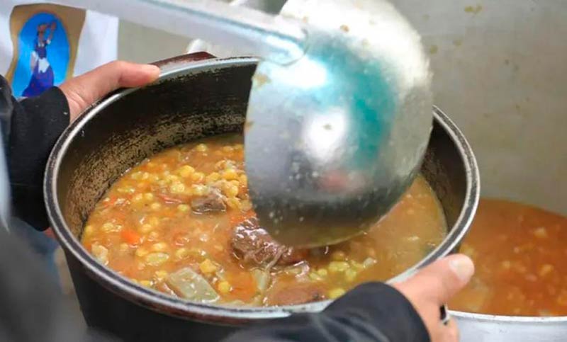 Locro a la riojana: más de 65 vecinos de Chilecito resultaron intoxicados tras participar de un almuerzo popular