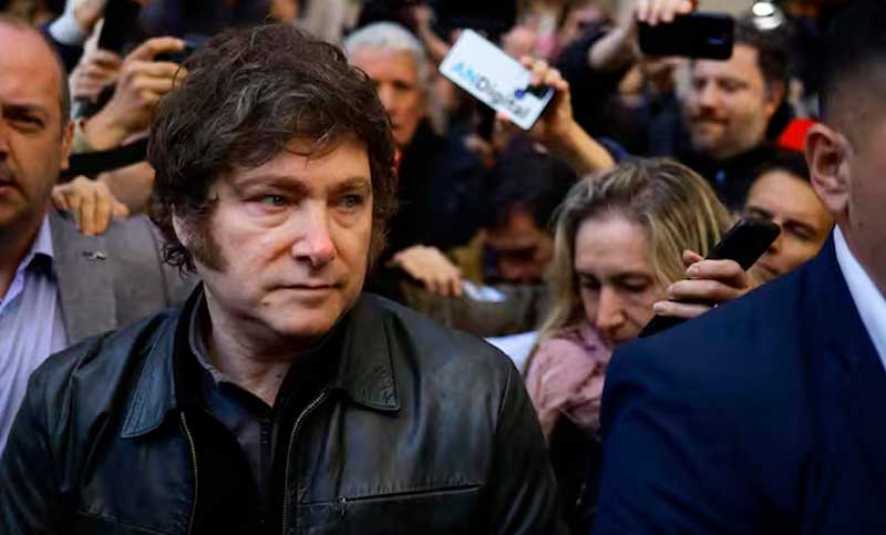 Milei minimizó acusaciones de campaña sucia y dijo que Macri «está hecho un llorón» y «parece de cristal»