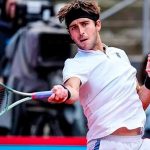 Tomás Etcheverry eliminó al cuatro del mundo en un torneo ATP 500 de Alemania