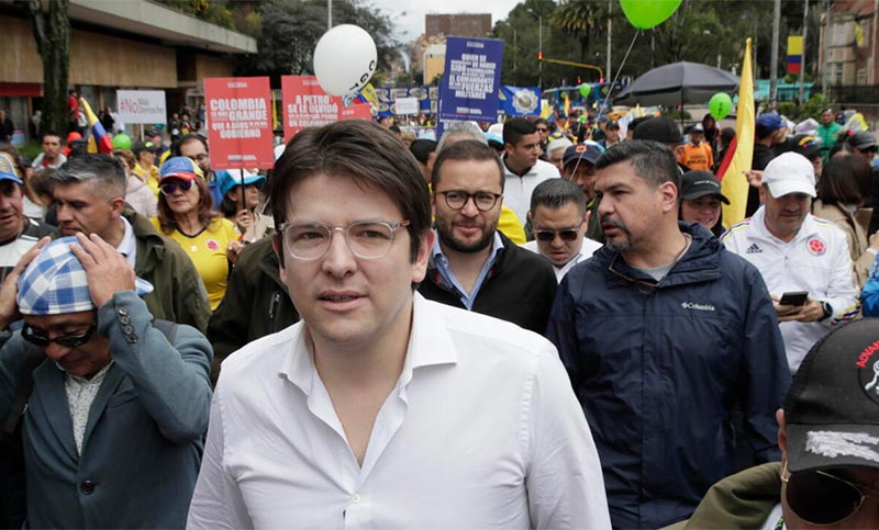 Colombia: el candidato presidencial Miguel Uribe fue atacado a balazos durante un acto de campaña