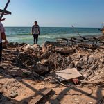 Israel bombardeó una cafetería en Gaza: al menos 21 personas murieron, en su mayoría mujeres y niños