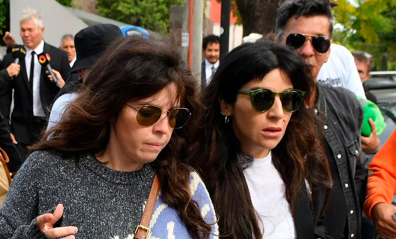 Causa Maradona: sugieren que las hijas de Diego declaren en Cámara Gesell cuando se reanude el juicio