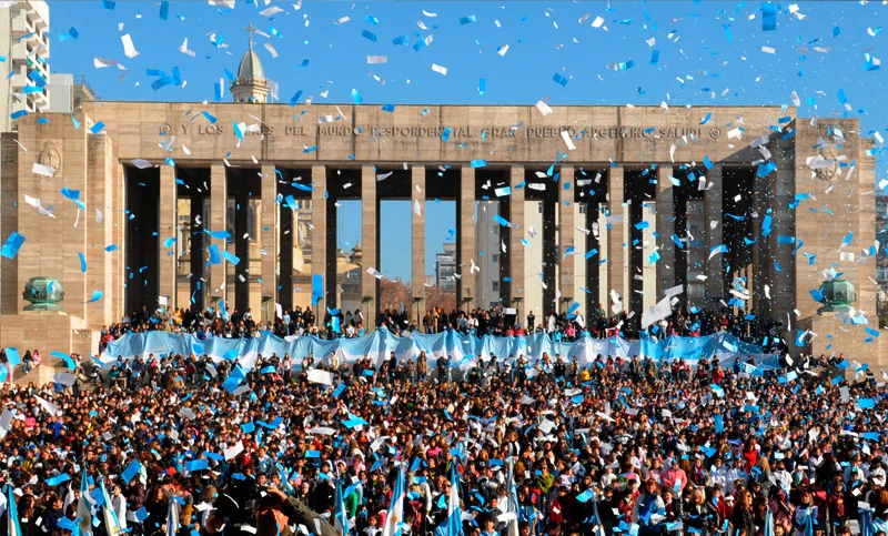 Rosario se prepara para el Día de la Bandera con una fiesta popular