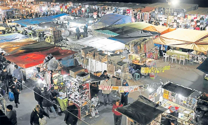 La Salada volverá a funcionar, pero los vendedores sólo podrán cobrar con medios bancarizados 