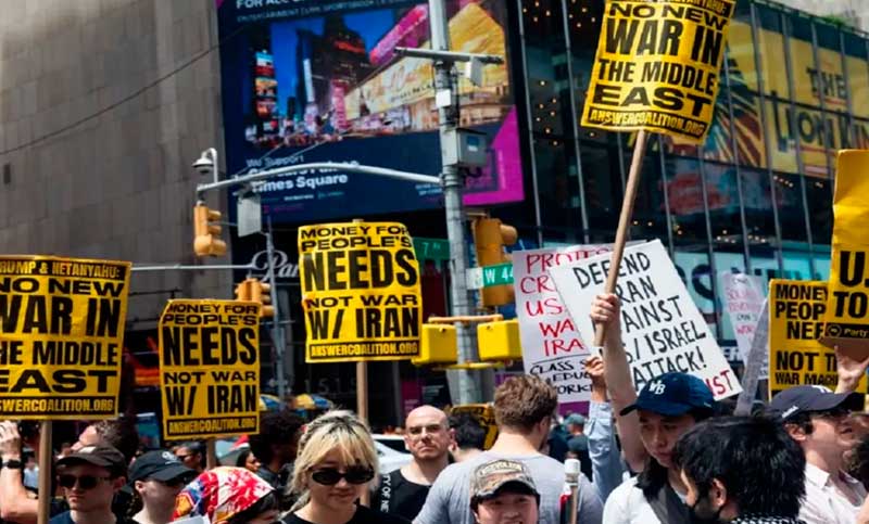 Masivas protestas en Estados Unidos contra los bombardeos de Trump a Irán