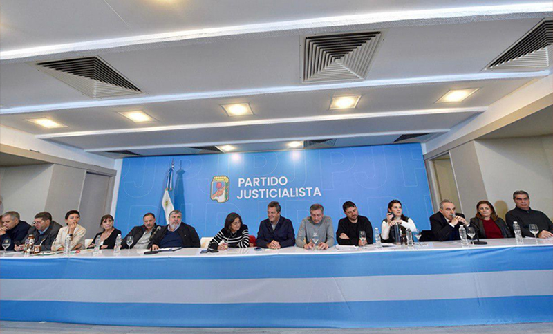 El peronismo unido en defensa de Cristina Kirchner: el Partido Justicialista planea una «marcha multitudinaria»