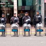 “Modernización” de la Policía Federal: podrá revisar redes sociales sin autorización y detener por falta de DNI