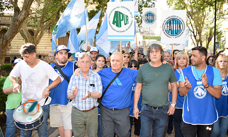 No docentes de la UNR convocan a un plenario ante la crisis universitaria y advierten sobre amenazas al sector