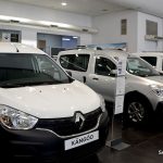 Golpe a la industria nacional: el Gobierno habilitó la importación de autos para particulares