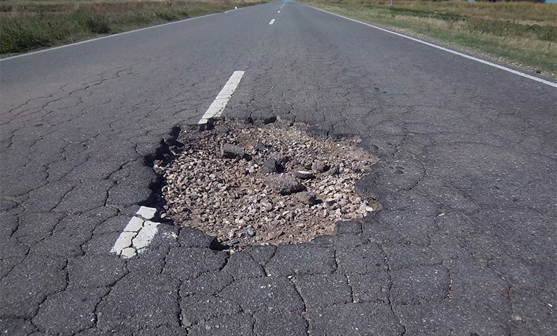 Advierten por colapso vial ante la falta de obras públicas en rutas nacionales: «La mitad se encuentra en mal estado»