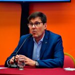Paritaria docente en Santa Fe: el ministro de Educación dijo que intentarán “recomponer” el salario