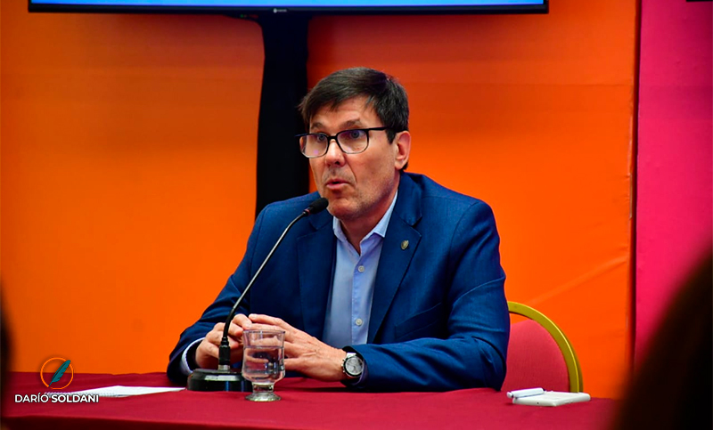 Paritaria docente en Santa Fe: el ministro de Educación dijo que intentarán “recomponer” el salario