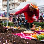 Feria especial en la previa del Día de la Pachamama: caña con ruda, promociones y productos artesanales