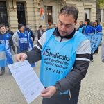 Trabajadores de Vialidad Nacional se movilizaron por sus puestos laborales