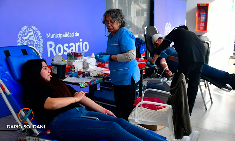 Con una colecta de sangre en el Cemar, fomentan que cada vez haya más donantes voluntarios en Rosario 