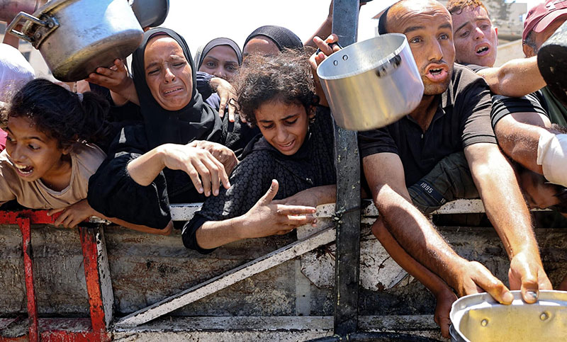 Hamas acepta una propuesta de alto el fuego mientras aumentan las muertes por hambre en Gaza