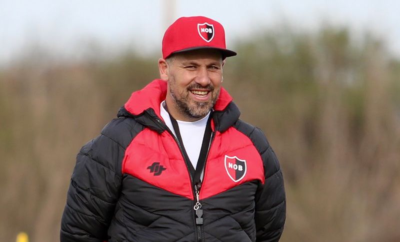 Fabbiani: «Si no jugamos con el cuchillo entre los dientes, nos va a costar»