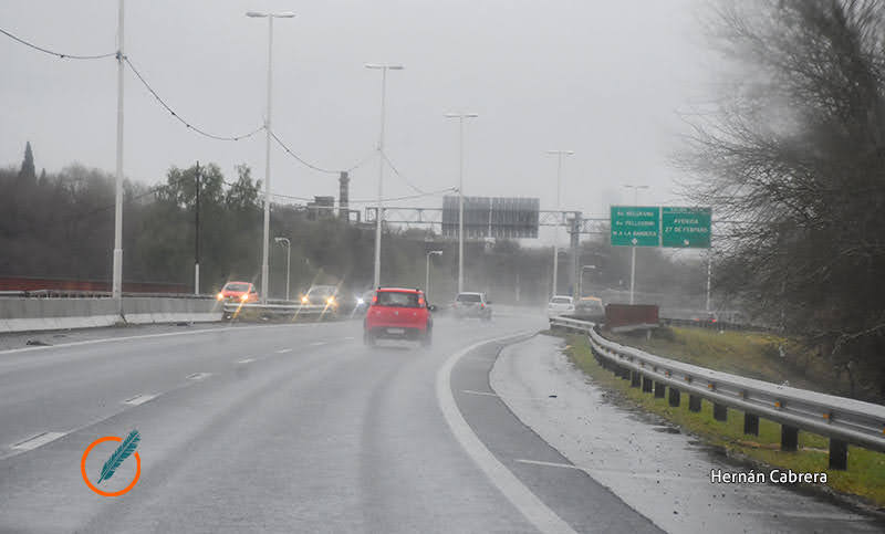 Elevan el nivel de alerta por tormentas fuertes en Rosario para la madrugada y mañana del martes