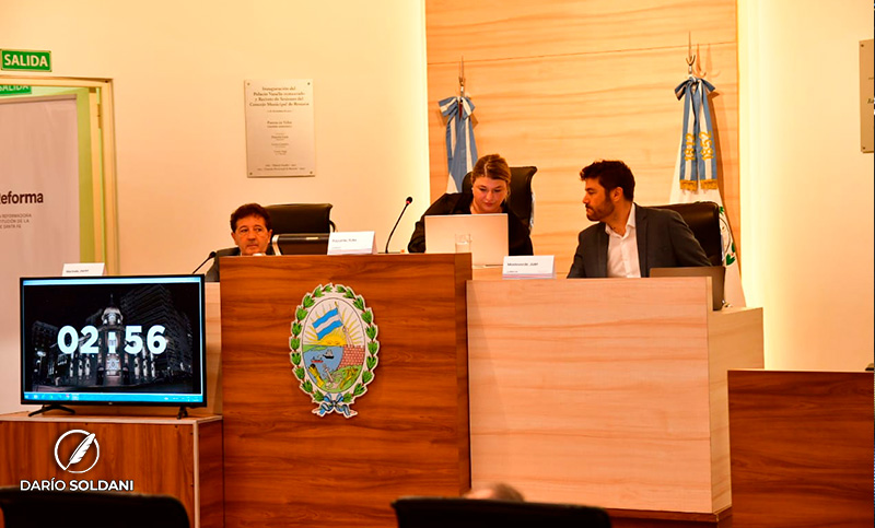 Rosario debate en audiencia pública la forma que tendrá su autonomía en la nueva Constitución