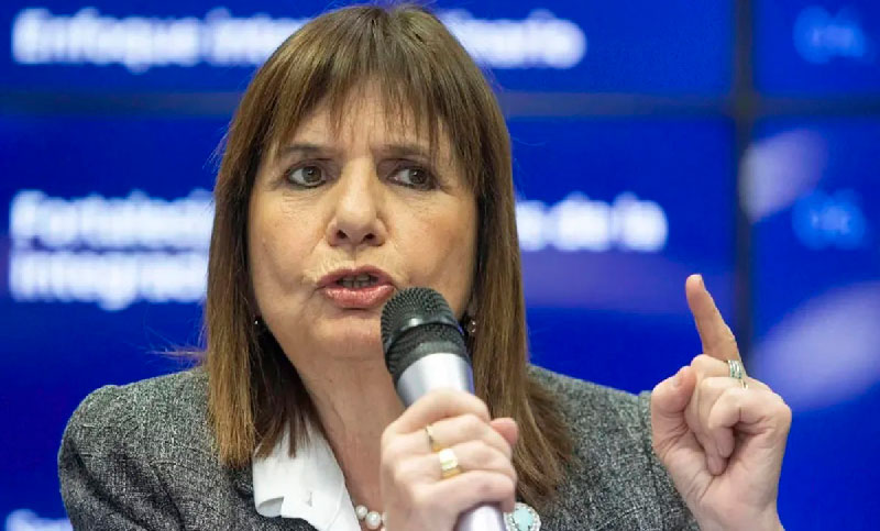 Bullrich anunció que el Gobierno formará parte de la causa penal por la violencia en Independiente