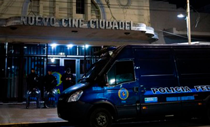 Detuvieron al último integrante de una red de explotación sexual en un cine de ciudadela
