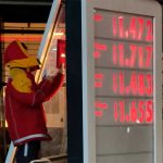 Agosto llegó con aumentos: Shell y Axion subieron el precio de sus naftas