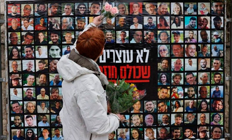 Israel recuperó los cuerpos de dos rehenes mientras continúan los ataques en Gaza