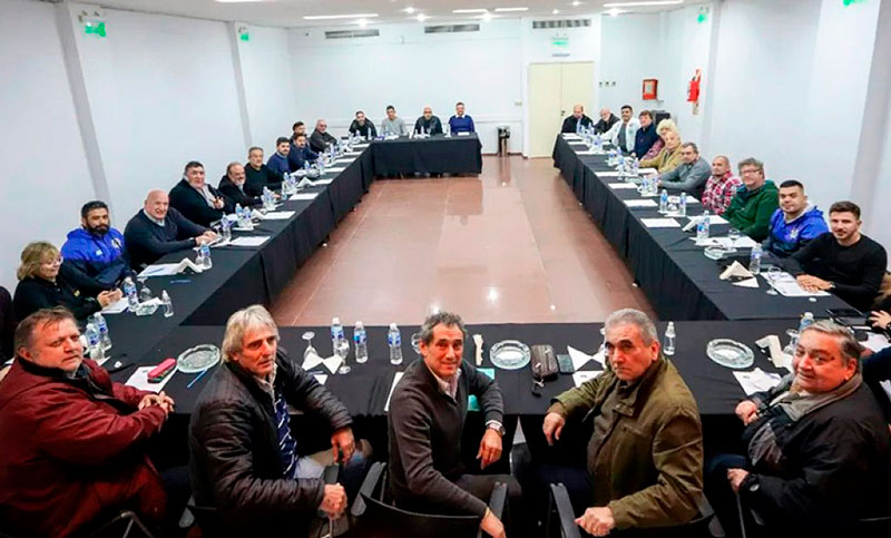 Gremios del transporte celebraron rechazos al cierre de Vialidad y a la desregulación de la navegación