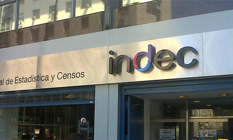 Para el Indec, los salarios subieron un 3% y se ubicaron por encima de la inflación en junio