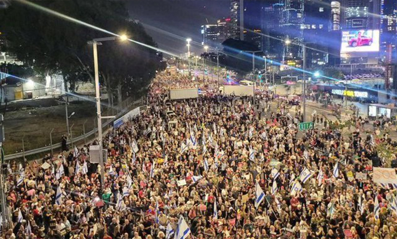Familiares de rehenes israelíes convocan a una marcha contra la ofensiva en Gaza