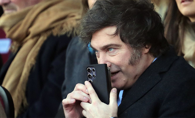 Pedirán que se dé de baja la cuenta del presidente Javier Milei en X