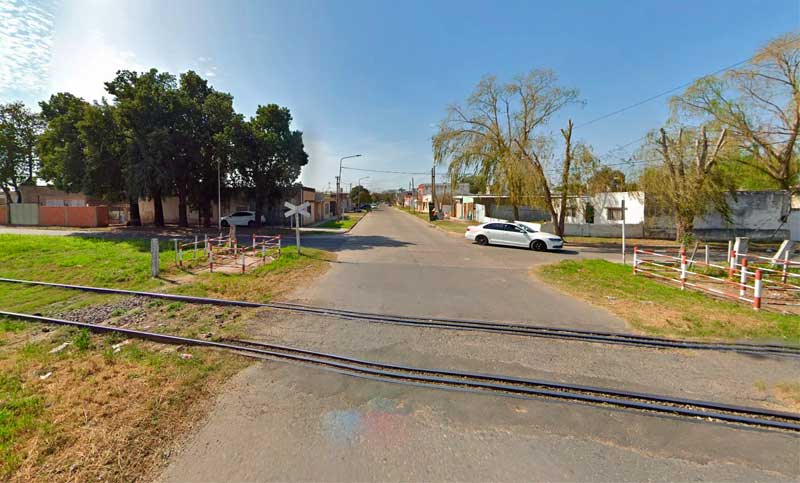 San Lorenzo: murió la mujer arrollada por un tren cuando trataba de sacar a su perro de las vías