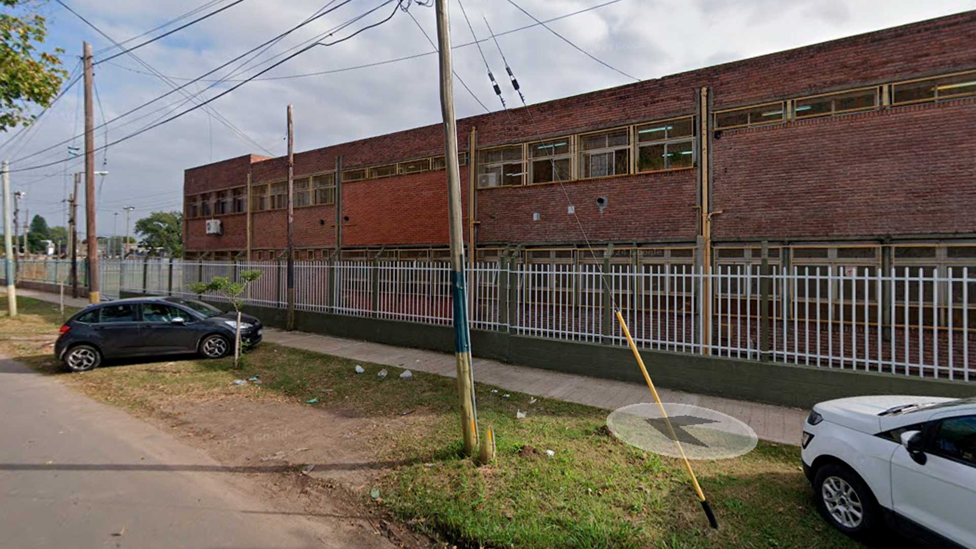 Ludueña: un obrero falleció al caer desde altura en una escuela en la que trabajaba