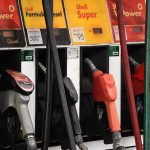Tras cuatro meses de suba, se frenó la venta de combustibles y cayó 1,16% en julio