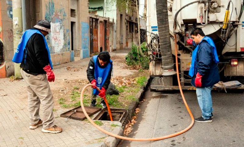 Refuerzan el servicio de limpieza y barrido en la ciudad ante la previsión de tormentas