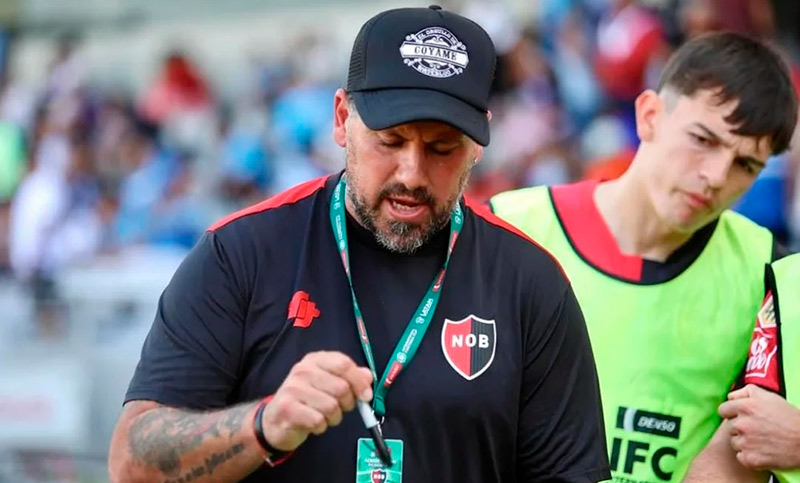 Fabbiani no se quiere ir de Newell’s y afirmó: “Los contratos están para cumplirse”