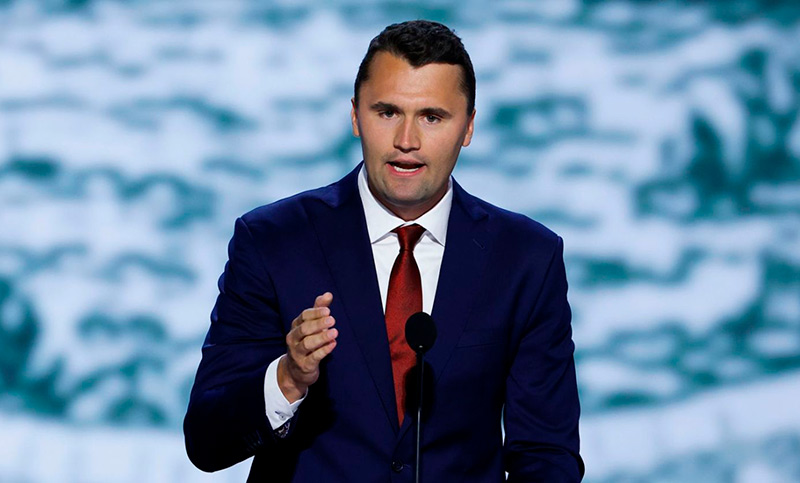 Balearon a un aliado de Trump durante un evento universitario en Estados Unidos