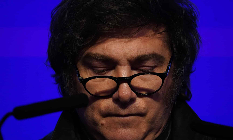 The Wall Street Journal advirtió a Milei tras la derrota electoral y pronosticó un posible regreso del peronismo