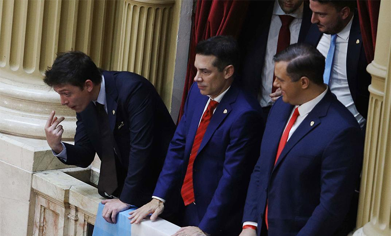 La tropa digital libertaria salió a pedir cabezas tras la derrota: ¿a quiénes quieren afuera?