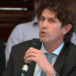 Lousteau: «El gobierno se desestabiliza solo, tiene fuertes denuncias de corrupción y el plan económico impacta socialmente»