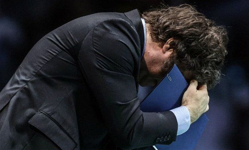 El Financial Times advierte que Milei atraviesa “la mayor crisis de su presidencia”