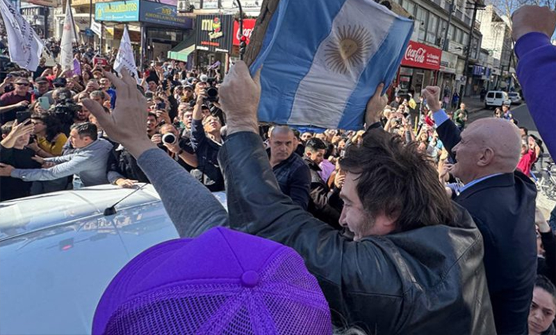 Tras los incidentes en Lomas de Zamora, Milei cerrará la campaña bonaerense en Moreno