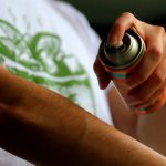 Lluvia, calorcito y mosquitos: aseguran que se suman varias marcas alternativas de repelentes