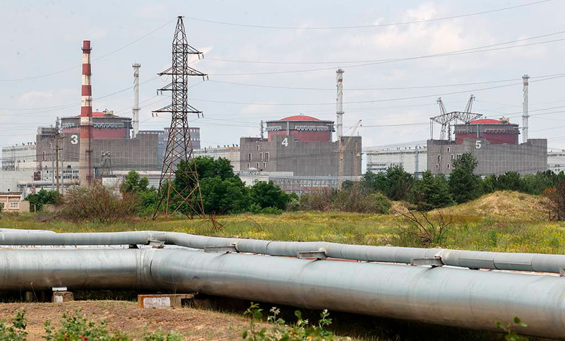 Las fuerzas ucranianas llevan a cabo bombardeos contra una central nuclear rusa