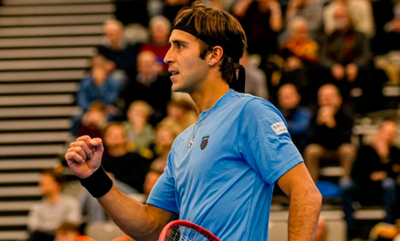 Copa Davis: Etcheverry consiguió un sólido triunfo y puso en ventaja a la Argentina ante Países Bajos