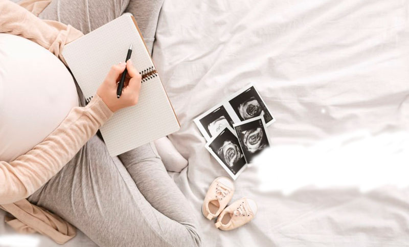 Los nombres de bebés que lideran en 2025: ¿está el de tu hijo en la lista?