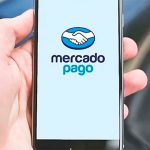 Corrida cambiaria: ¿qué entidades financieras suspendieron la venta de dólares?
