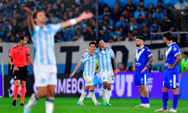 Racing se clasificó a las semifinales de la Copa Libertadores tras derrotar 2-0 a Vélez