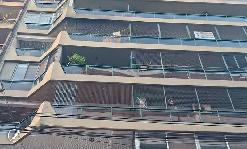 Alarma en el microcentro de Rosario por un incendio en un departamento