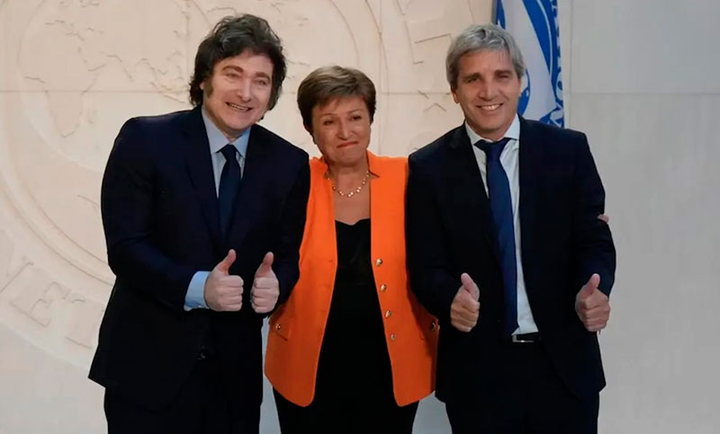 Tras la derrota electoral, el Fondo Monetario respaldó el programa económico de Milei